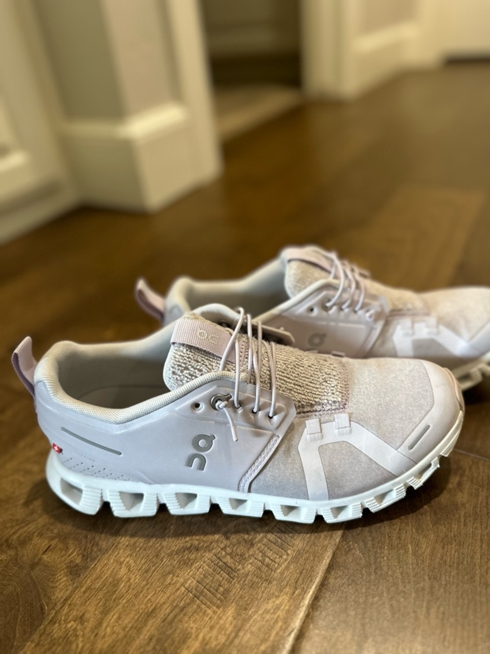 On Cloud 5 Terry sneakers Lilly light purple size 9.5